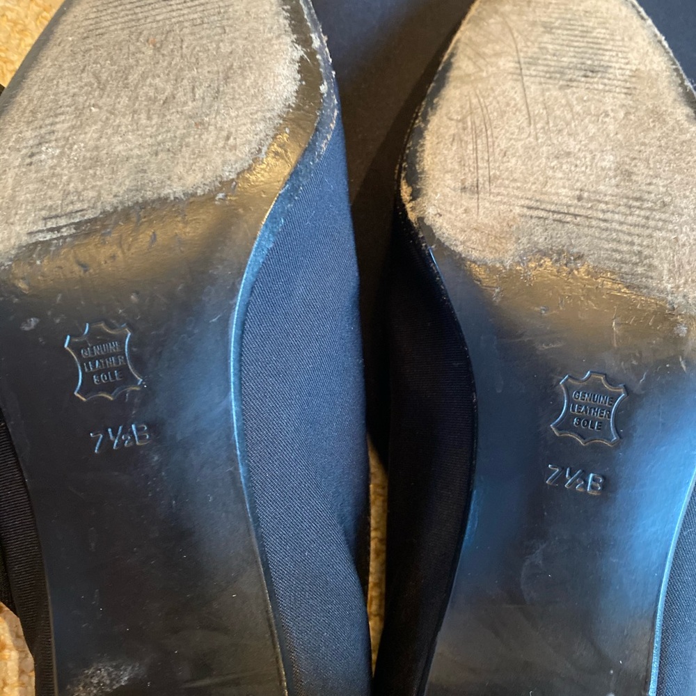 Boots - Picture 5 of 6